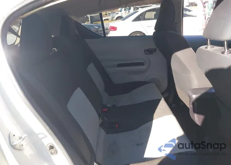 2013 Toyota Prius C Two z USA, uszkodzony, nr VIN JTDKDTB3XD1543782